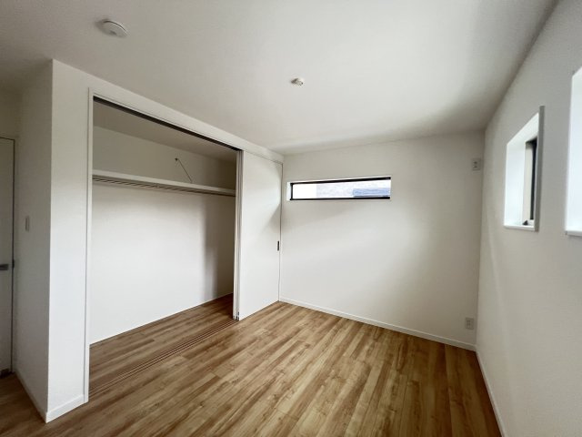 グリーンステージ　浮孔Ⅲの寝室|主寝室に最適な洋室6.5帖　クローゼット付き