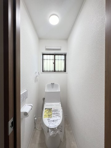 橿原市白橿町7丁目のトイレ|温水洗浄便座付きトイレ