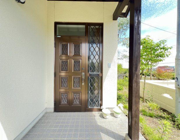 橿原市白橿町7丁目の玄関