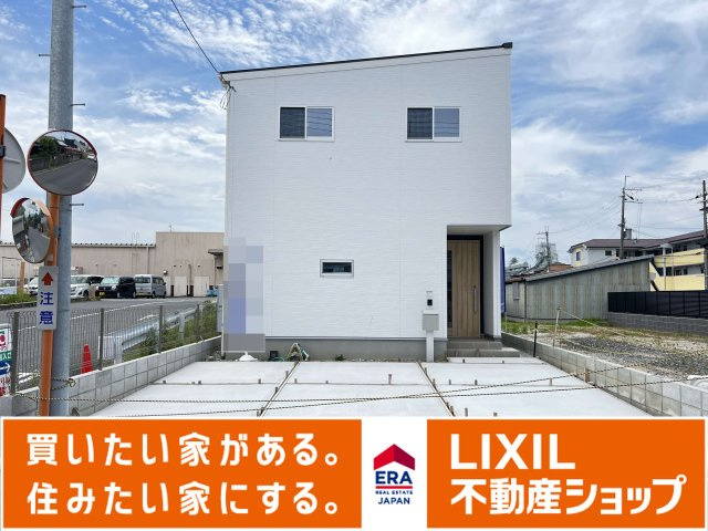 橿原市醍醐町の外観|ホワイトを基調としたスタイリッシュな外観のお家です　