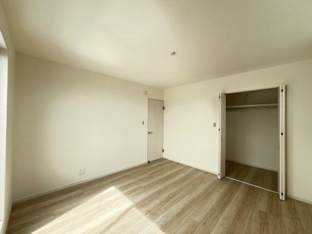 橿原市醍醐町の子供部屋|洋室5.5帖　クローゼット付き