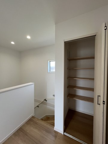 橿原市曲川町5丁目1期全2区画の収納|2階の物入収納です！万が一の災害時のストックなど収納できます！
