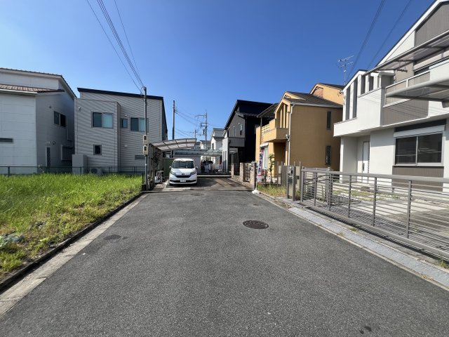 香芝市五位堂1丁目の前面道路含む現地写真|前面道路含む現地写真です