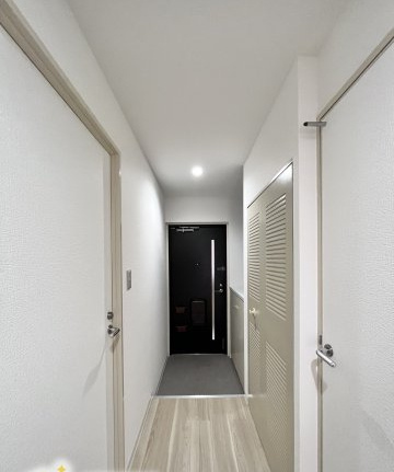 コスモ橿原神宮前　1988年4月築の玄関