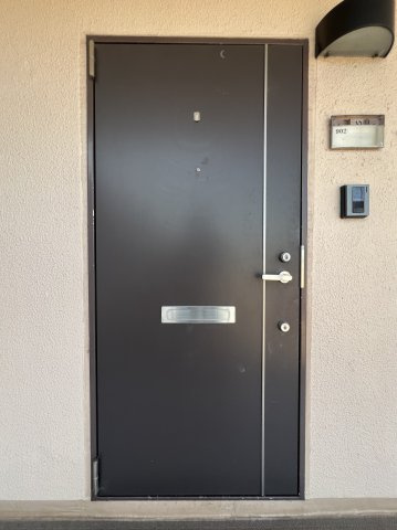 橿原神宮前スカイハイツ9階の玄関