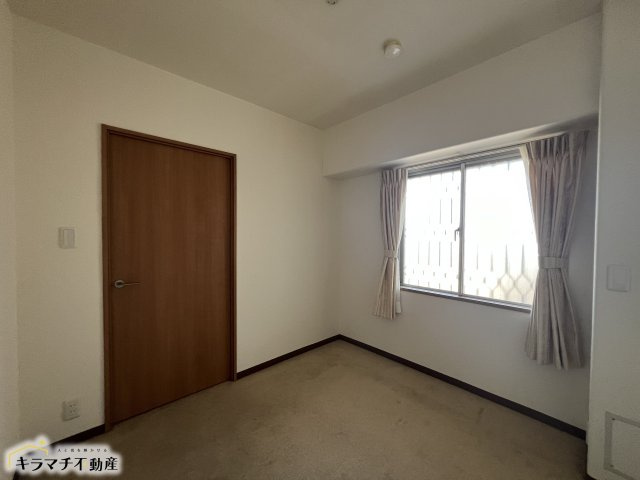 橿原神宮前スカイハイツ9階の洋室|洋室4.3帖　趣味部屋や子供部屋に最適です