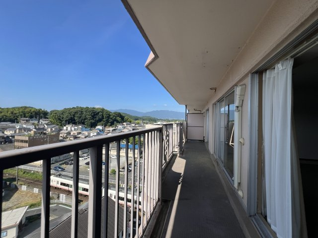 橿原神宮前スカイハイツ9階のバルコニー|日当たり良好♪広々バルコニー
