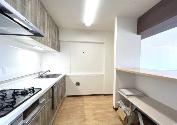 橿原神宮前スカイハイツ9階のキッチン|キッチンとカウンター　料理も楽しくなりそう