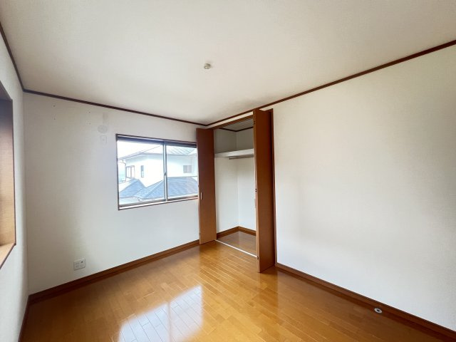 吉野郡大淀町大字北野の洋室|各居室収納完備