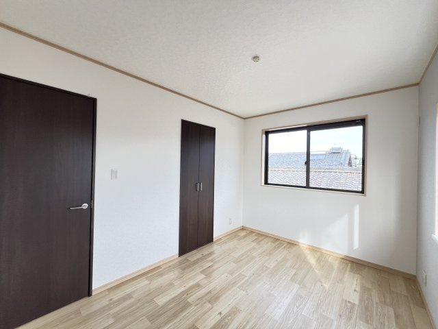 奈良県磯城郡三宅町大字屏風の子供部屋|子供部屋や家族の個室に使いやすい6帖洋室