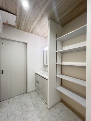 磯城郡田原本町　平屋の収納