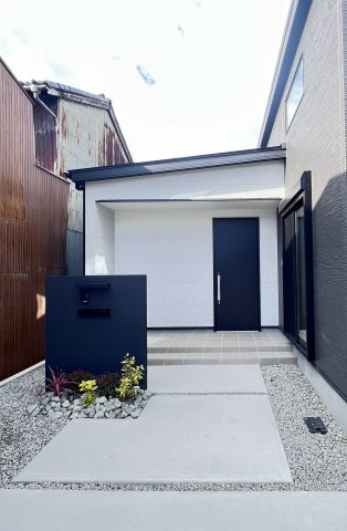 磯城郡田原本町　平屋の玄関