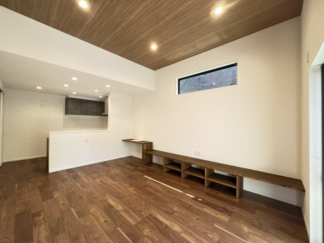 GREEN　STAGE三輪　の居間・リビング|明るく広々としたLDK