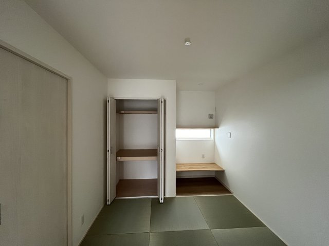 桜井市金屋全3区画の和室|押入収納付きです！