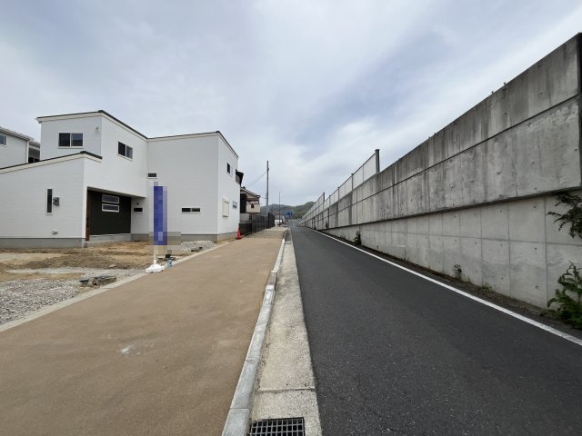 桜井市金屋全3区画の前面道路含む現地写真|南側前面道路7.6ｍあります！