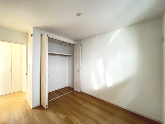 大和高田市西三倉堂1丁目　全2区画の洋室|子供部屋5.2帖　クローゼット付き