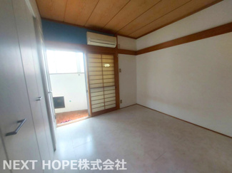 【洋室】 | 尼崎市昭和通２丁目中古テラスハウス | 1階洋室です♪定期的にリフォーム・メンテナンス・屋上の防水加工を前所有者様が行っておりましたので綺麗です！！