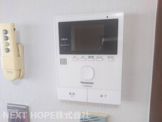 【セキュリティ】 | 尼崎市昭和通２丁目中古テラスハウス | Tvモニターホン付きです♪来客様のお顔が確認できます！！