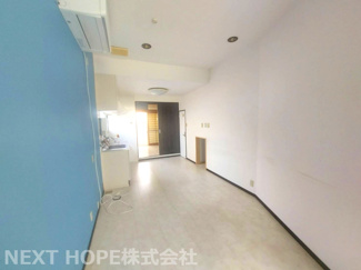 【居間・リビング】 | 尼崎市昭和通２丁目中古テラスハウス | １階LDKです♪定期的にリフォーム・メンテナンス・屋上の防水加工を前所有者様が行っておりましたので綺麗です！！