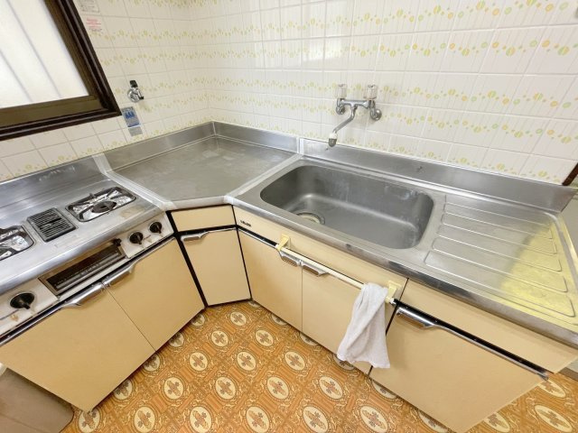 城北町戸建貸家のキッチン