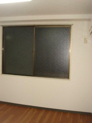 【居間・リビング】 | リバーサイド布萬 | ゆったりとした居間です