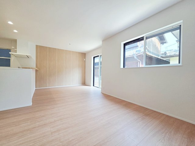 【居間・リビング】 | 東海市第１中央町　１号棟