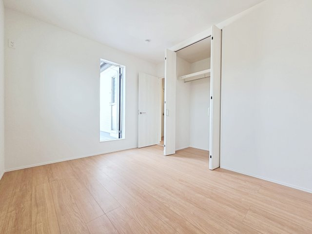 【洋室】 | 東海市第１中央町　１号棟