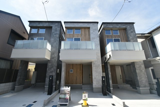 西落合4丁目・新築戸建の外観
