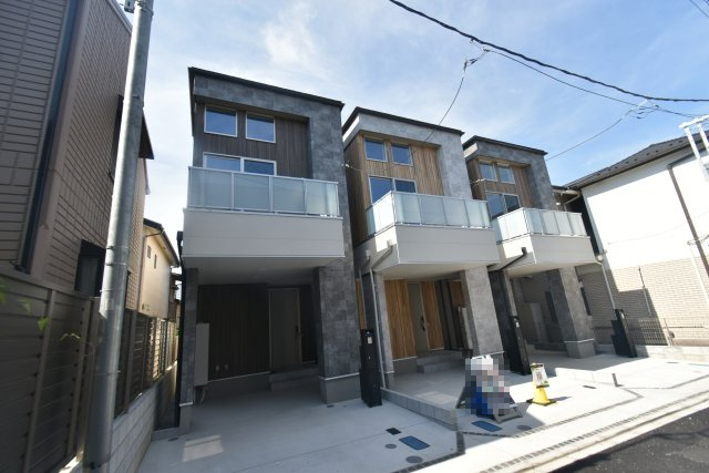 西落合4丁目・新築戸建の外観