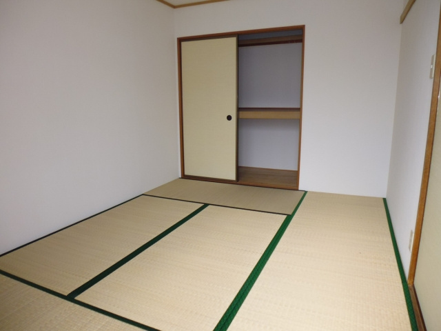 プリシェール南別府の和室