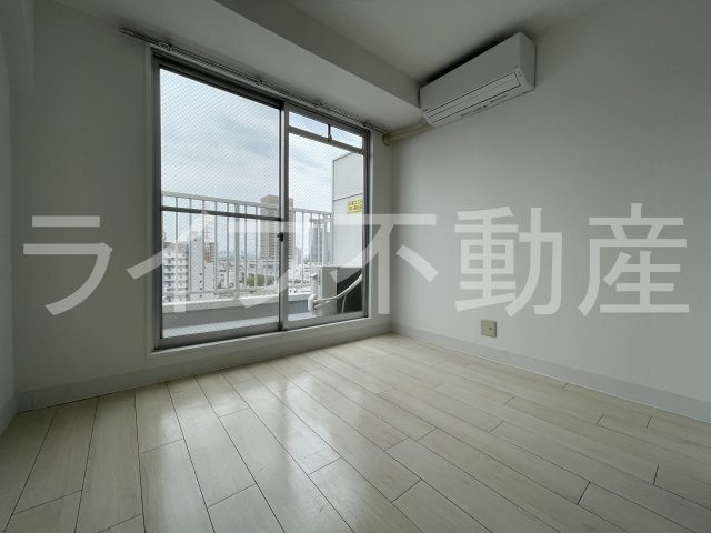 ターミナルプラザの居間・リビング|こちらの居間で趣味の時間をお楽しみください