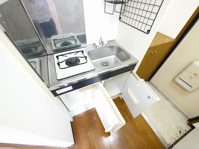 ラックハウスのキッチン|使いやすいキッチンです