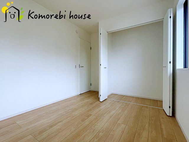 桶川市北　9期　新築一戸建て　グレース　01の子供部屋|ベッドを置いて、机を置いて・・・
さてさてどんな配置にいたしましょう？？