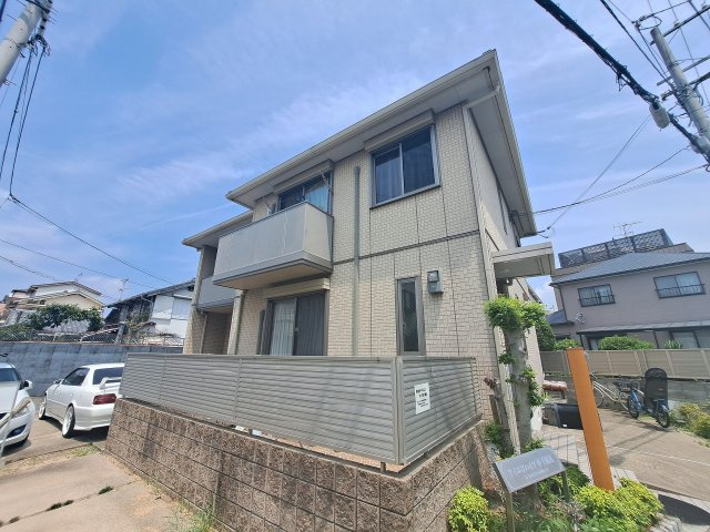 アイエフハイツ甲子園Ⅲの玄関