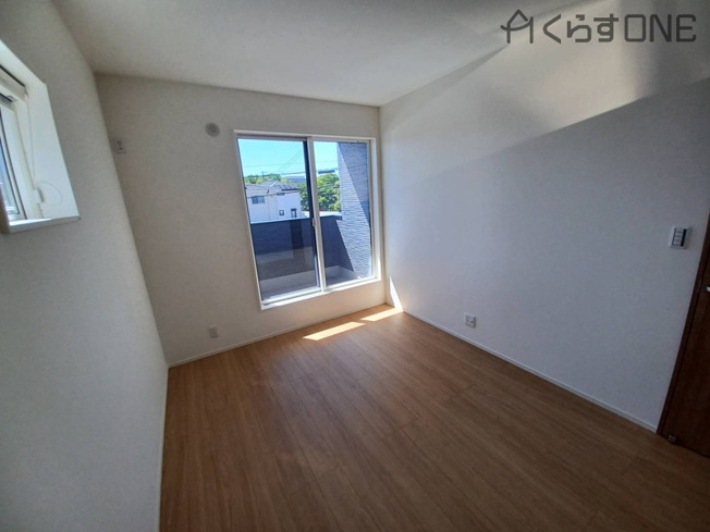 【洋室】 | 姫路市阿保／全4棟