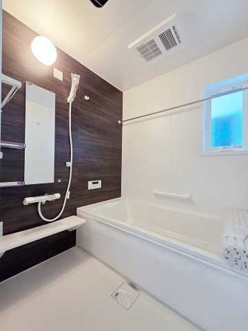 【浴室】 | 東海市第１中央町　２号棟