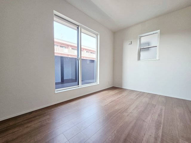 【洋室】 | 東海市第１中央町　２号棟