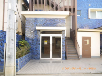 【エントランス】 | 清廉としている雰囲気があります。