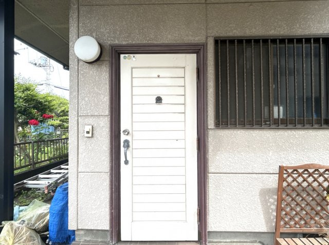 富士市川成島　R　中古戸建の玄関