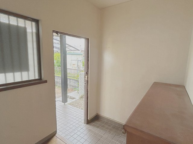 富士市川成島　R　中古戸建の玄関