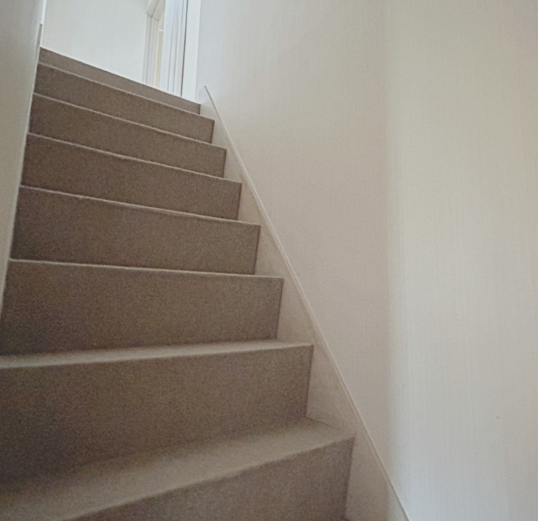 富士市川成島　R　中古戸建のその他共用部分|階段