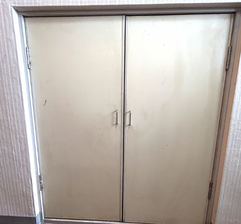 富士市川成島　R　中古戸建の収納|階段下収納