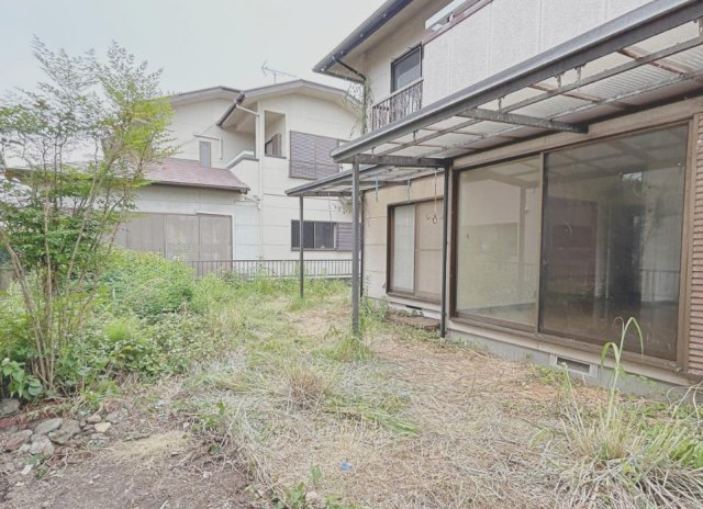 富士市川成島　R　中古戸建の庭