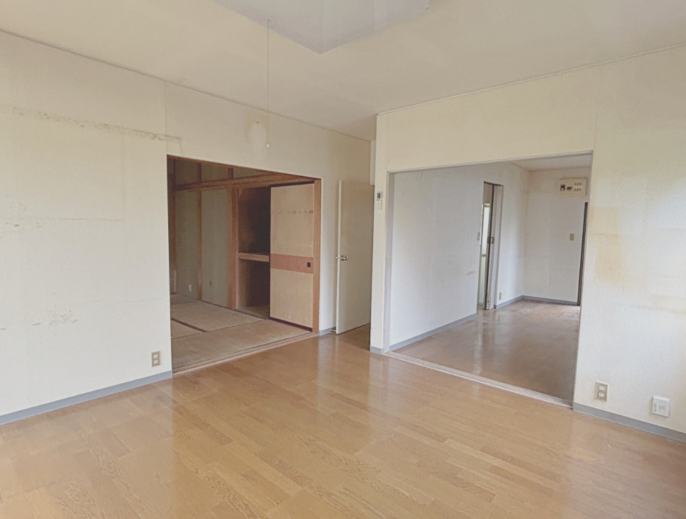 富士市川成島　R　中古戸建の居間・リビング