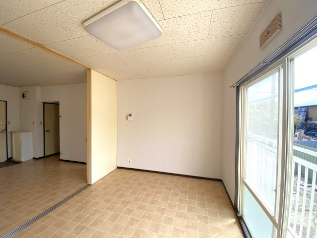 グランメール葛岡Bの洋室