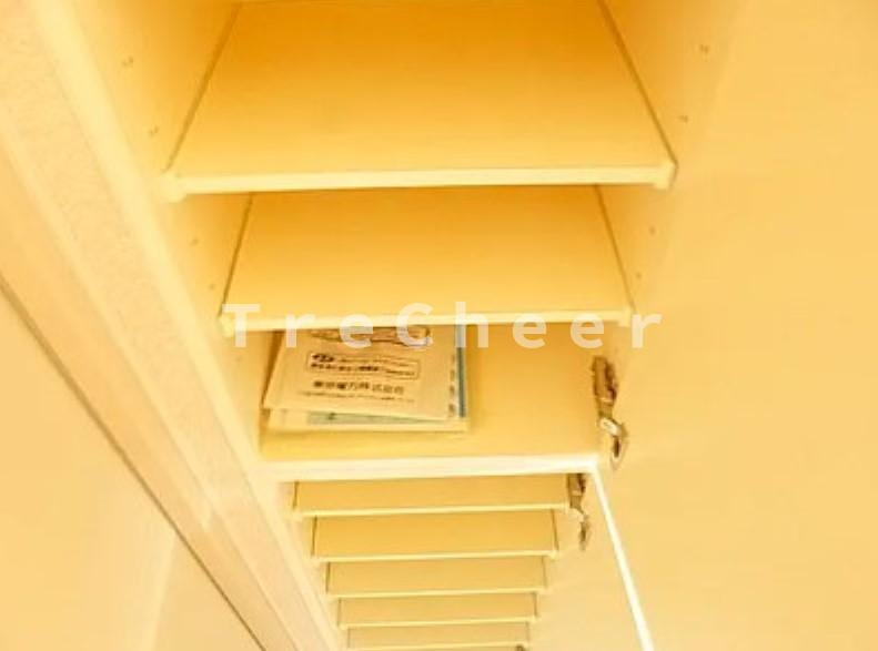 カスティーロ東十条の収納