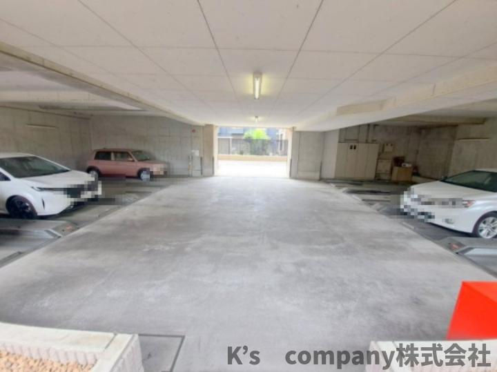 ●茅ヶ崎市本村2丁目　グレイス茅ヶ崎ソレアードの駐車場|駐車スペース◇