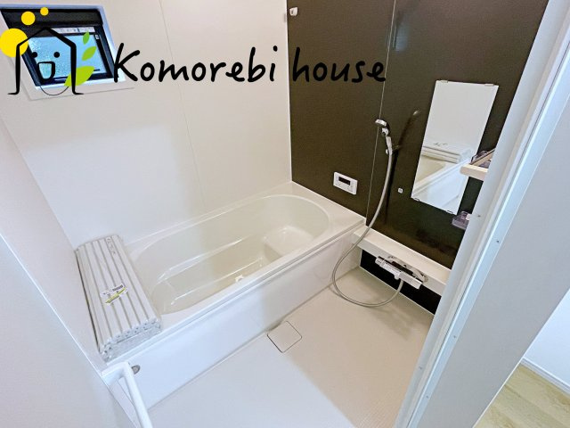 蓮田市綾瀬　2期　新築一戸建て　01の浴室