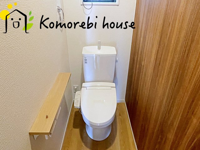 蓮田市綾瀬　2期　新築一戸建て　01のトイレ