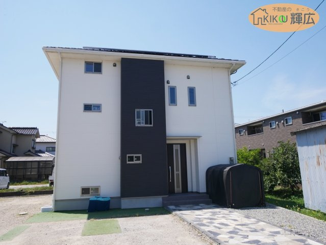 姫路市花田町小川　中古戸建の外観